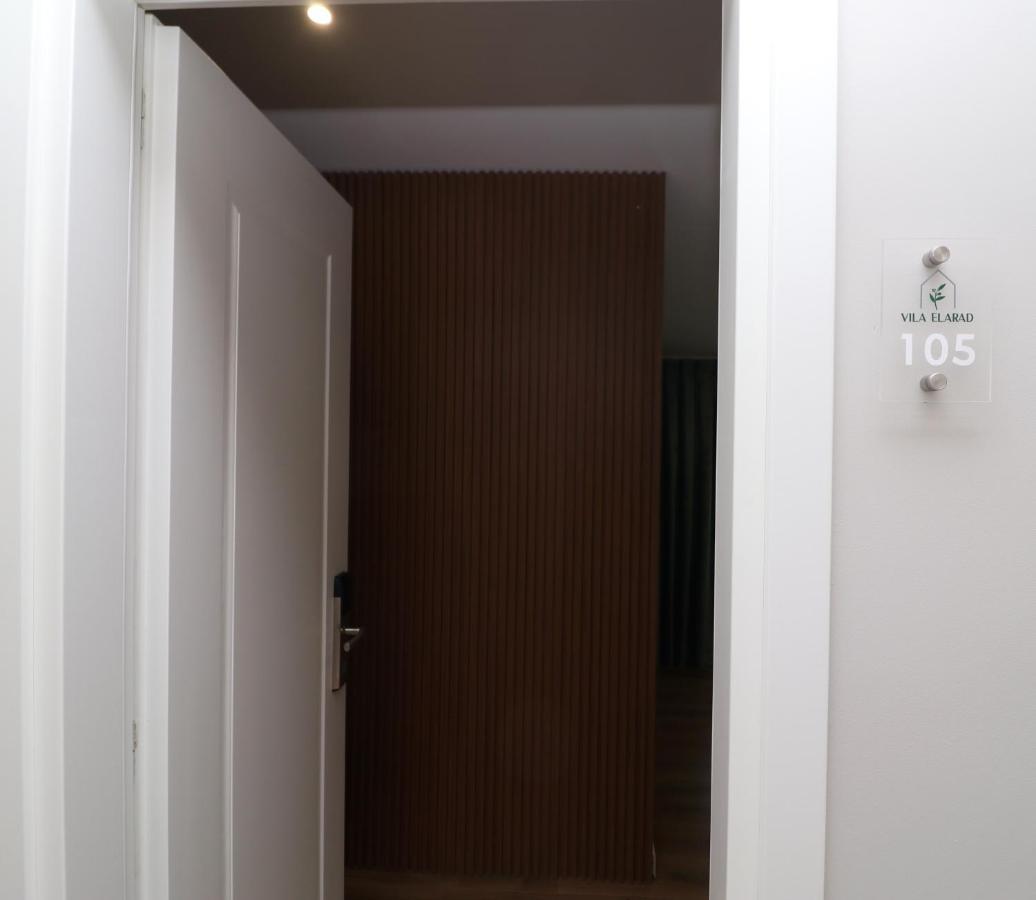 Vila Elarad Vlore Luaran gambar