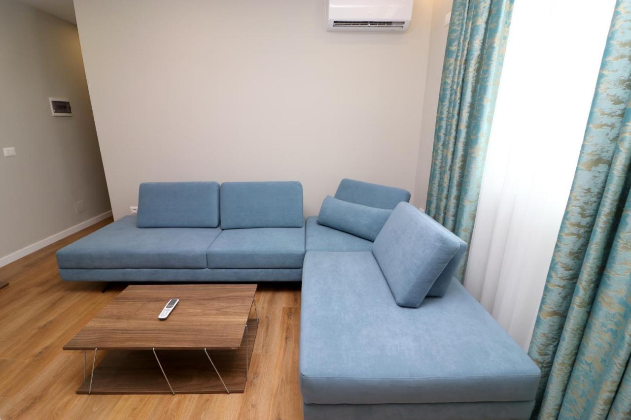Vila Elarad Vlore Luaran gambar