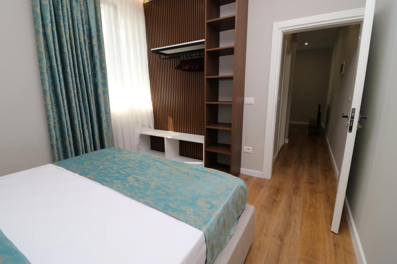 Vila Elarad Vlore Luaran gambar