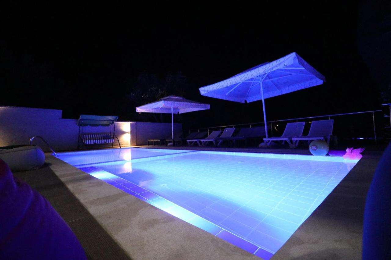 Vila Elarad Vlore Luaran gambar