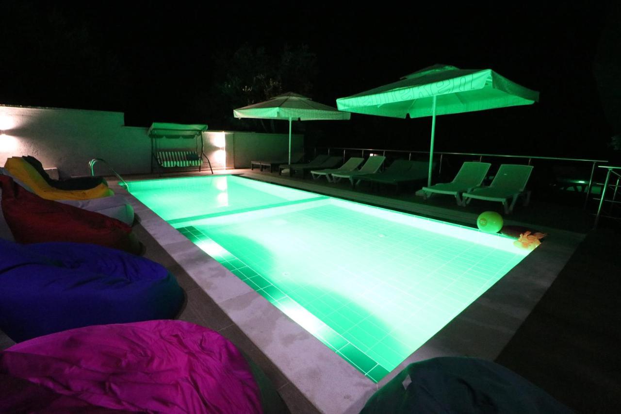 Vila Elarad Vlore Luaran gambar